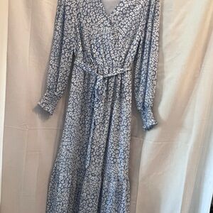 Elegant Blue Patterned Maxi Dress